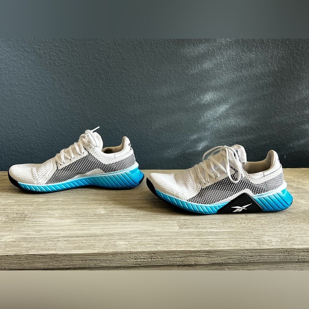 Reebok Men's Flashfilm Trainer White and Blue Athletic Shoes
